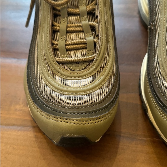 NikeAir Max 97. Neutral Olive Green and Cream Sneakers - Picture 4 of 12